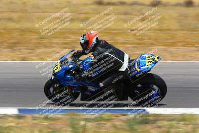 media/Apr-30-2023-CRA (Sun) [[020fcf5d43]]/Race 3-1000 Amateur Supersport/